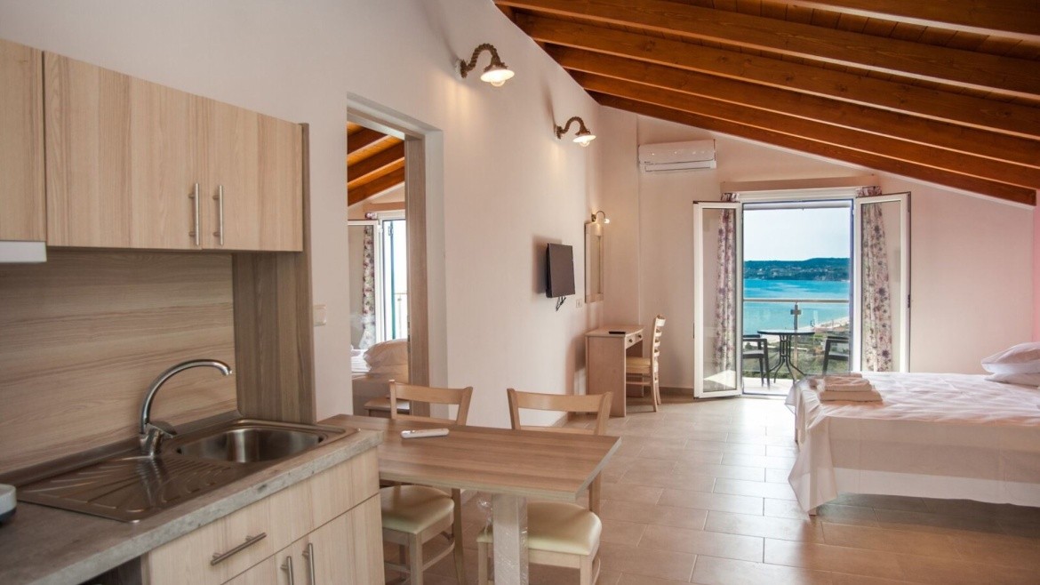 Studia Agios Gerasimos