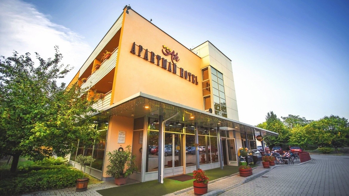 Aparthotel Bük