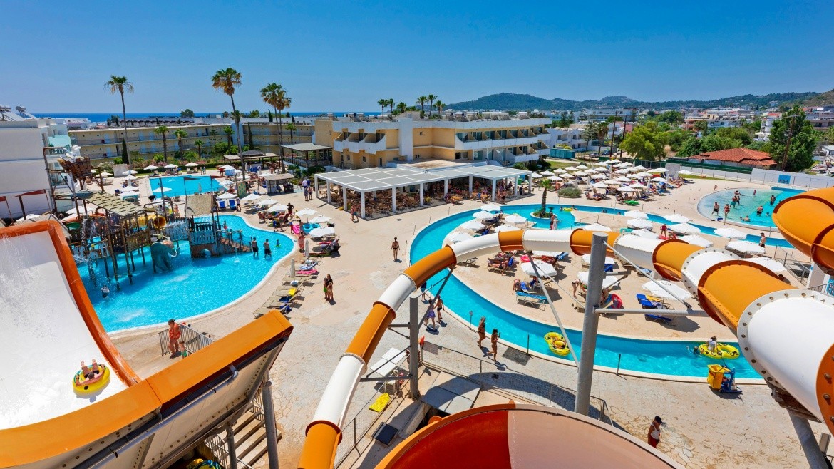 Sun Palace