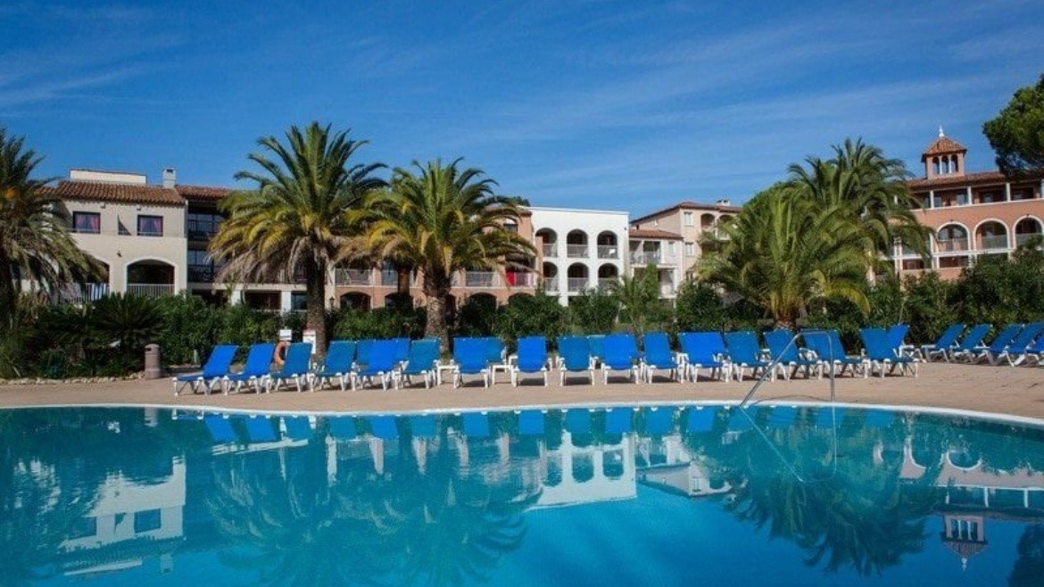 SOWELL Family Port Grimaud