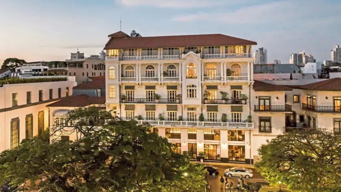 American Trade Hotel