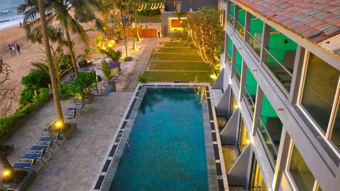 Earl’s Regent Negombo