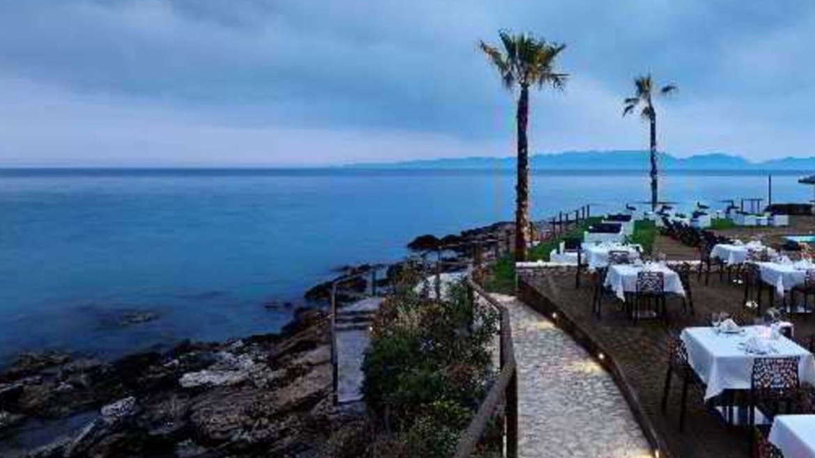 Alas Resort & Spa (Elia)