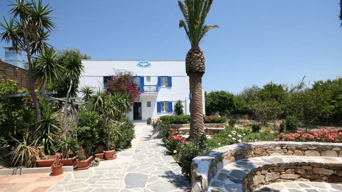 Hotel a studia Agia Anna