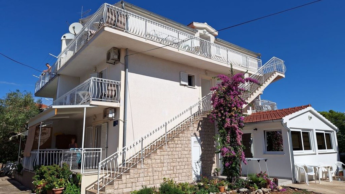 Vila Dana