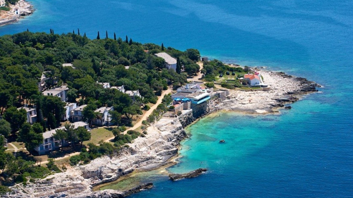 Verudela Beach & Villa Resort