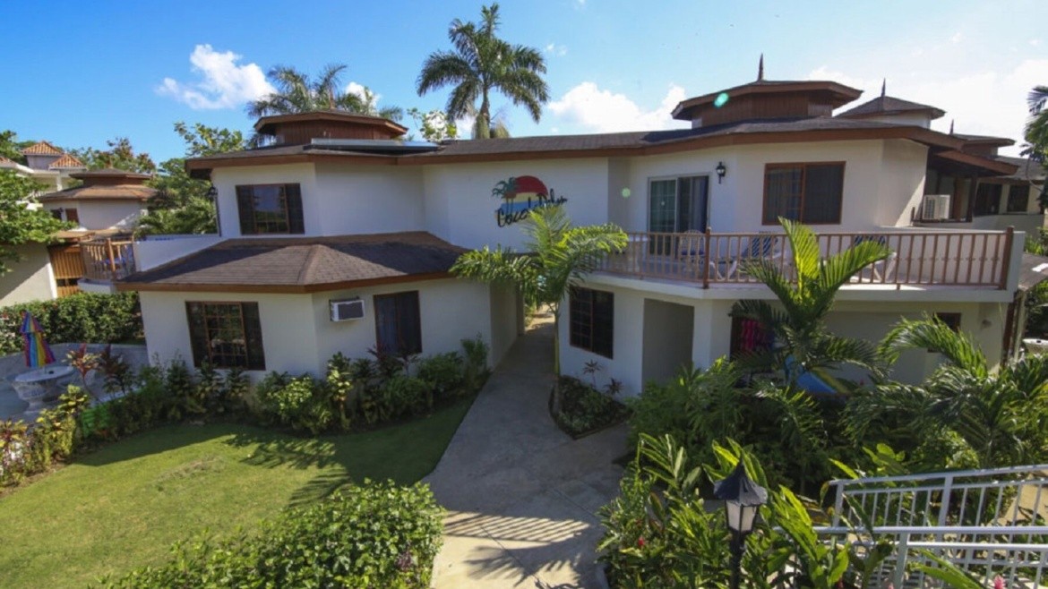 Coco La Palm Seaside Resort