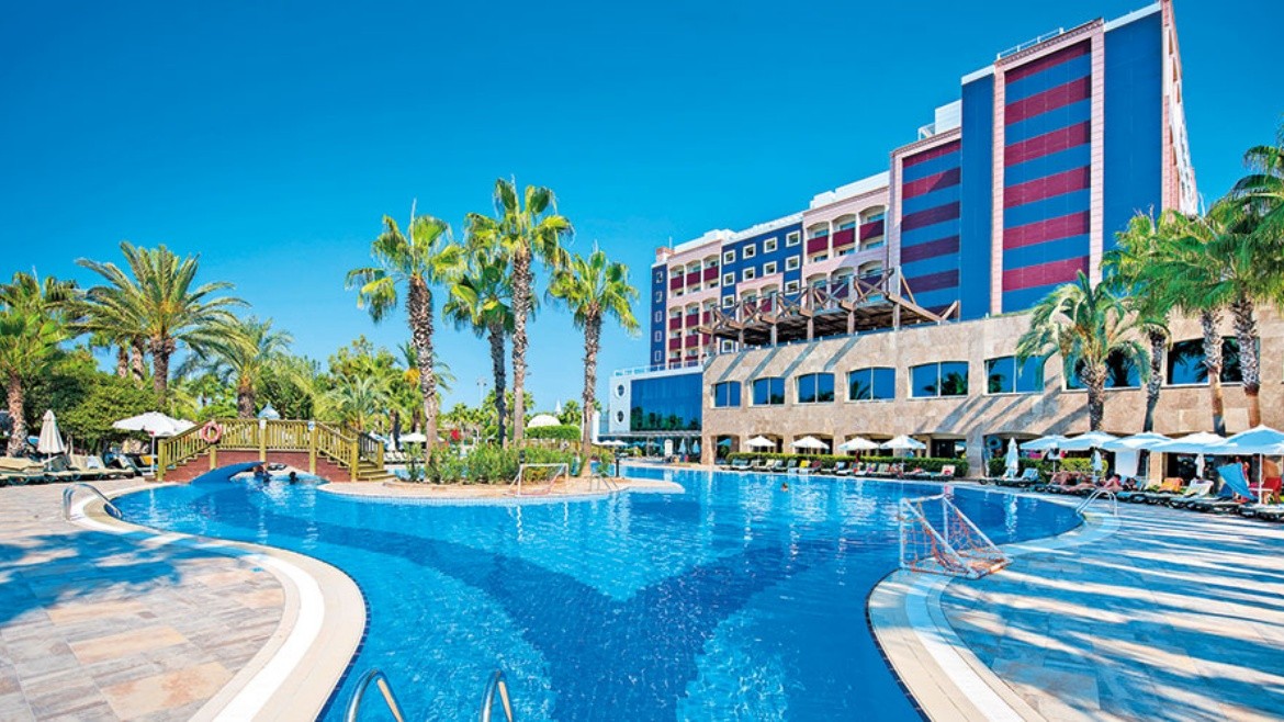 Selin Kamelya Collection Exclusive