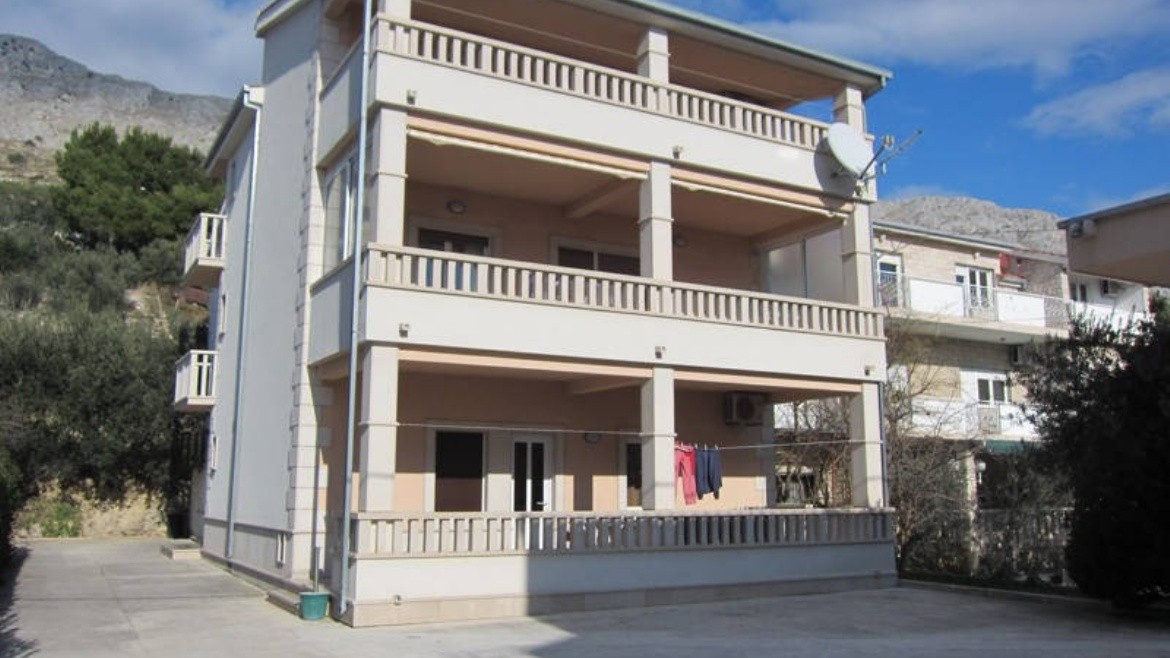 Vila Mirna