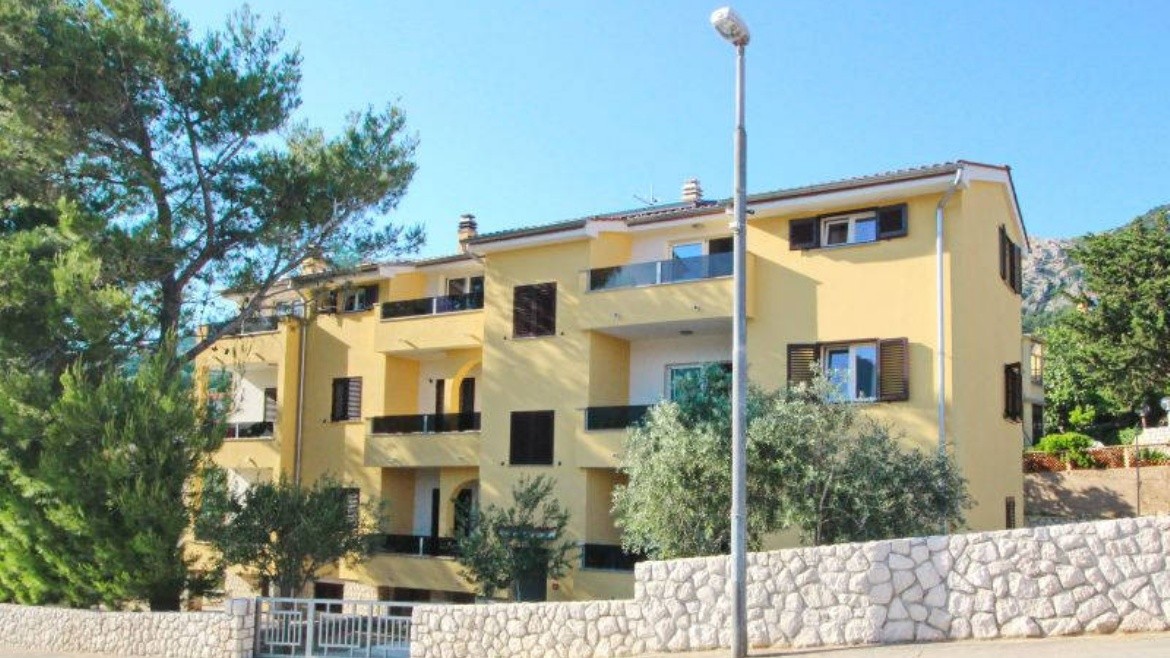Vila Čubranič Ivana/Nataša/Ivan (Baška)