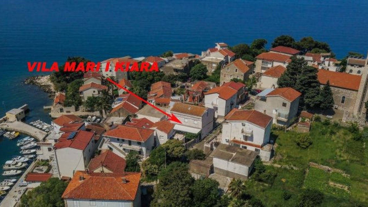 Vila Mari & Kiara