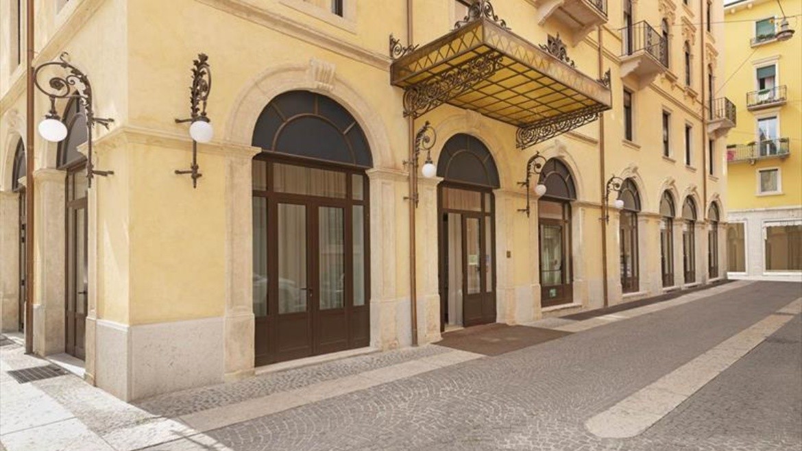 Boutique Hotel Touring