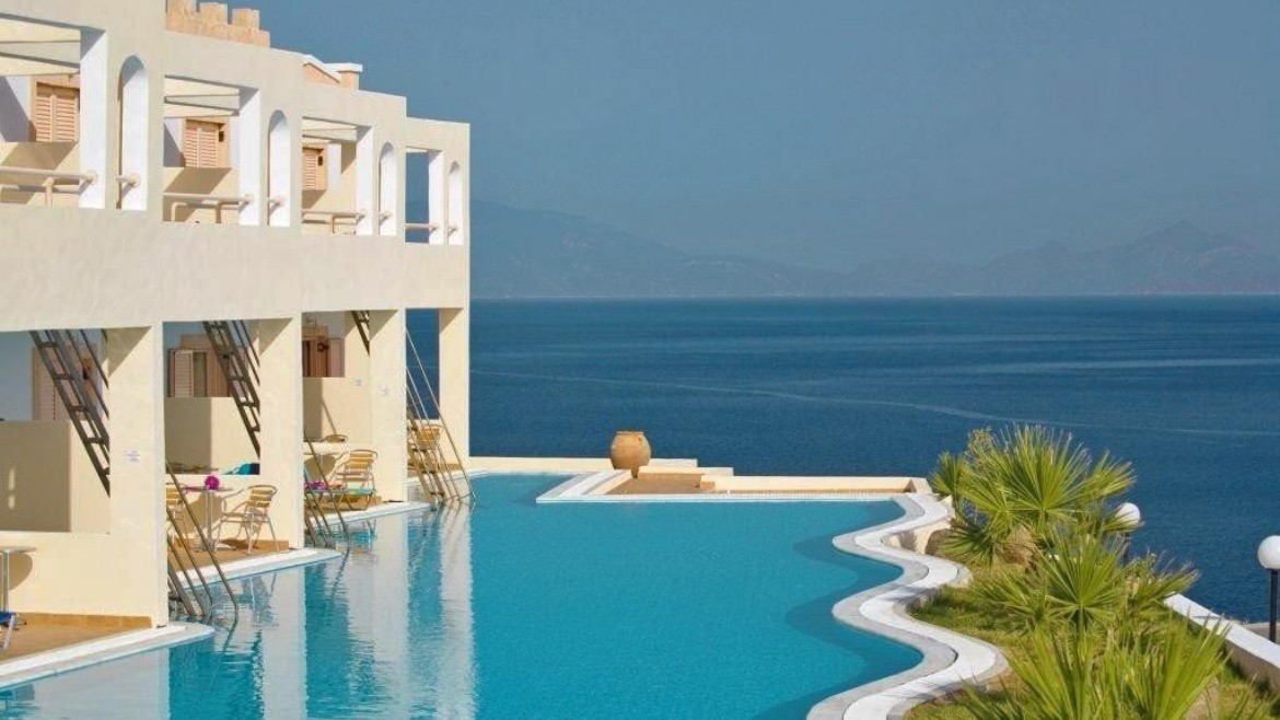 Canvas by Mitsis Family Village