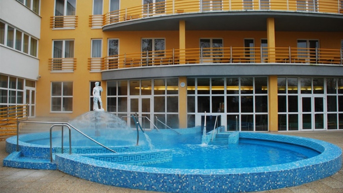Apollo Thermal Hotel & Apartements