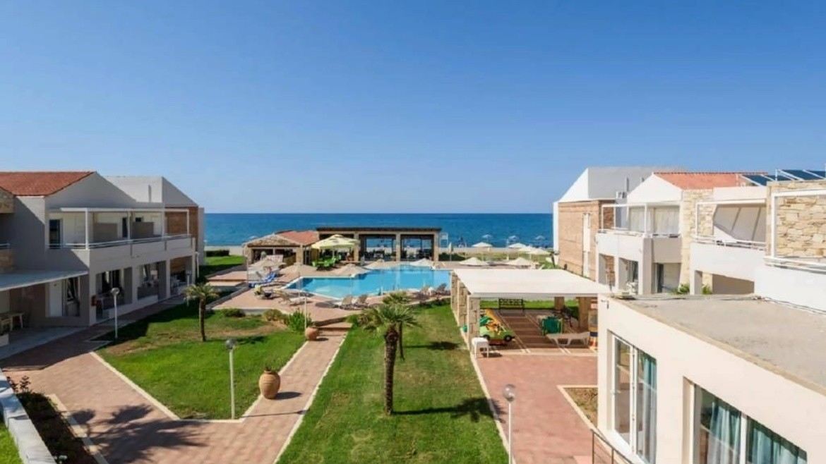 Kostakis Beach Apartments