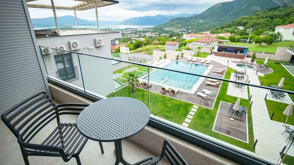 Royal Blue Resort & Residences