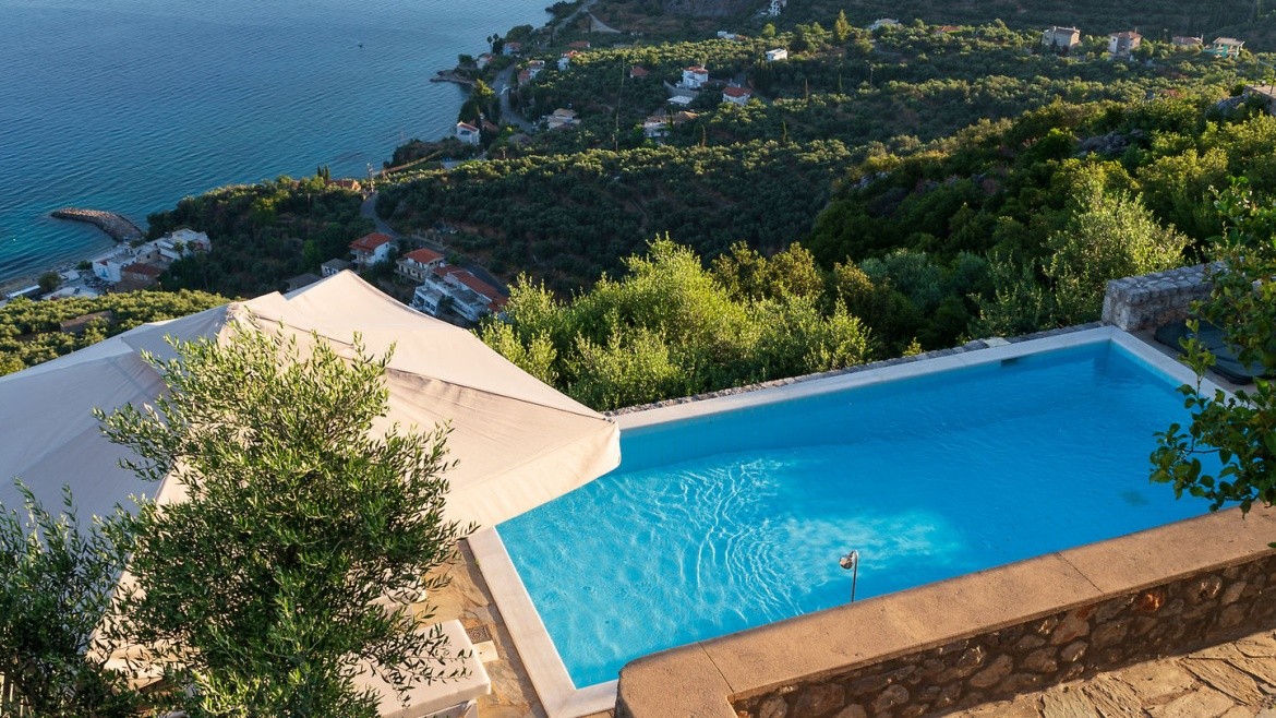 Searocks Exclusive Villas Resort