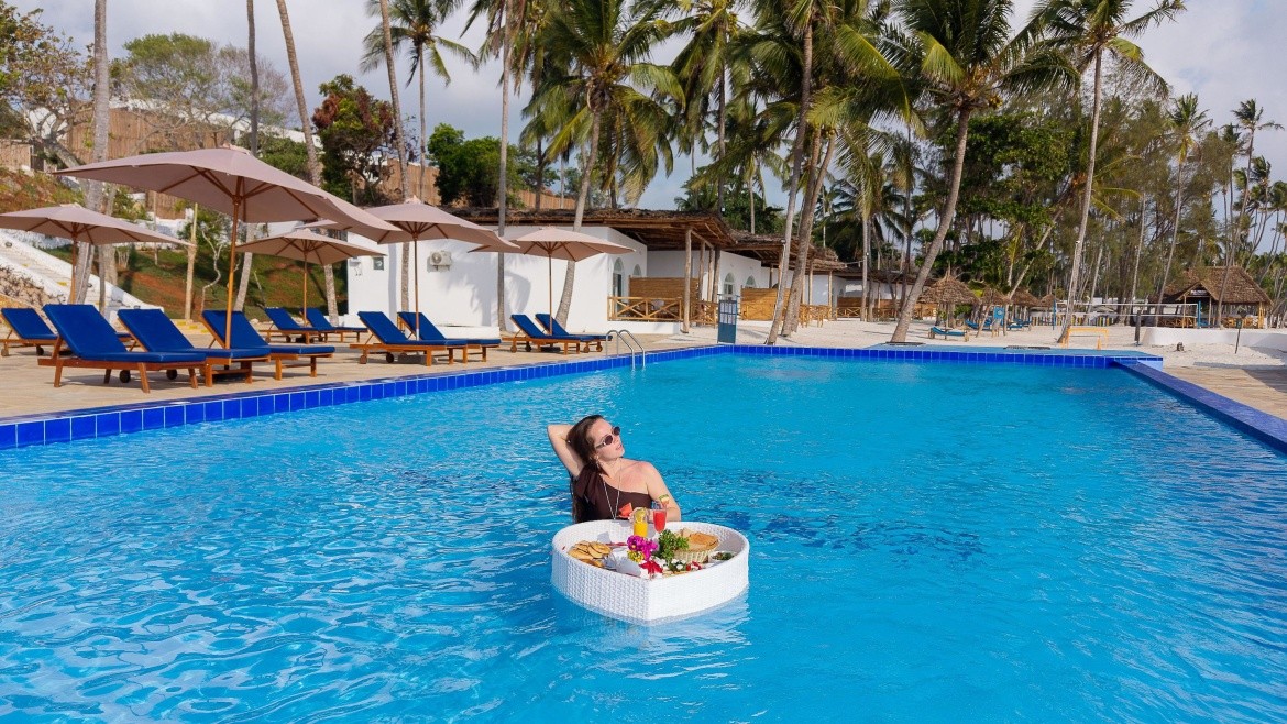 Royal Mandarin Hotel & Resort ( ex Coral Reef)