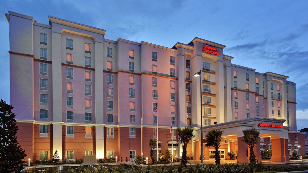 Hampton Inn & Suites Orlando Airport @ Gateway Village (Orlando)