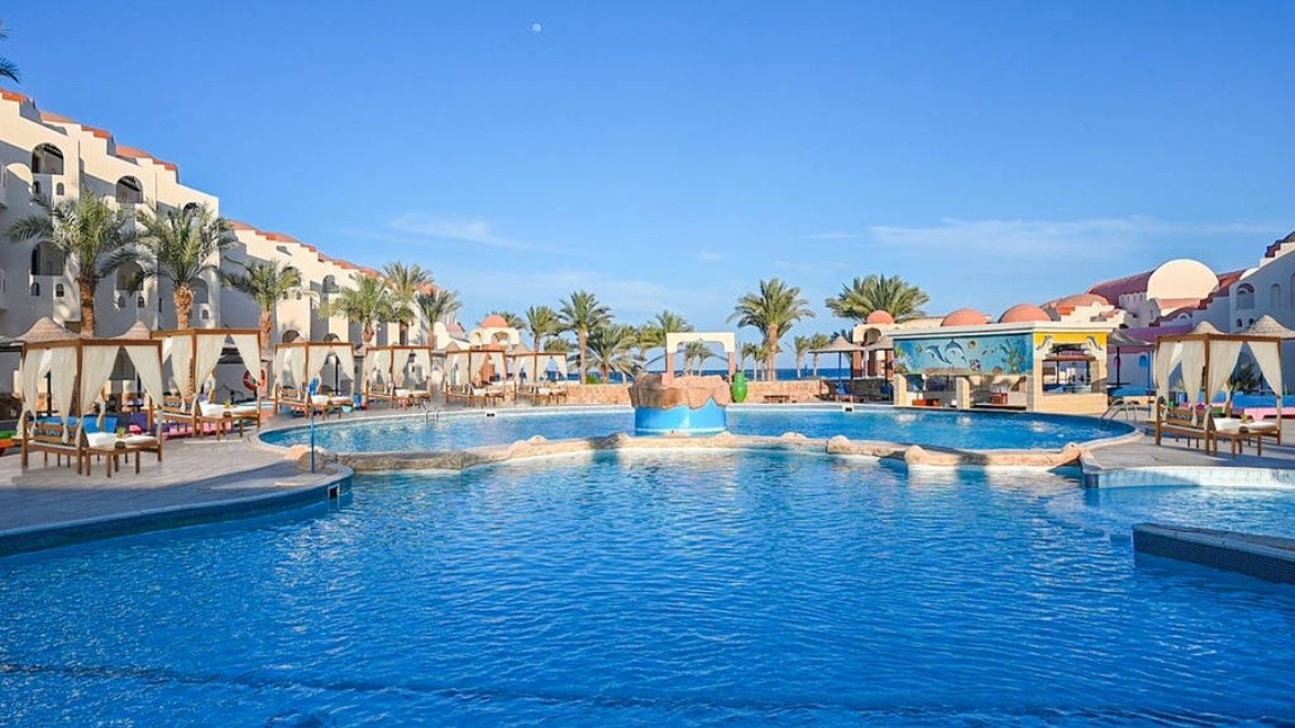 Protels Beach Club & SPA Resort