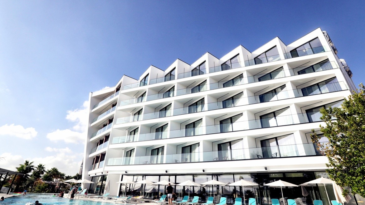 Premium Luxury Finese