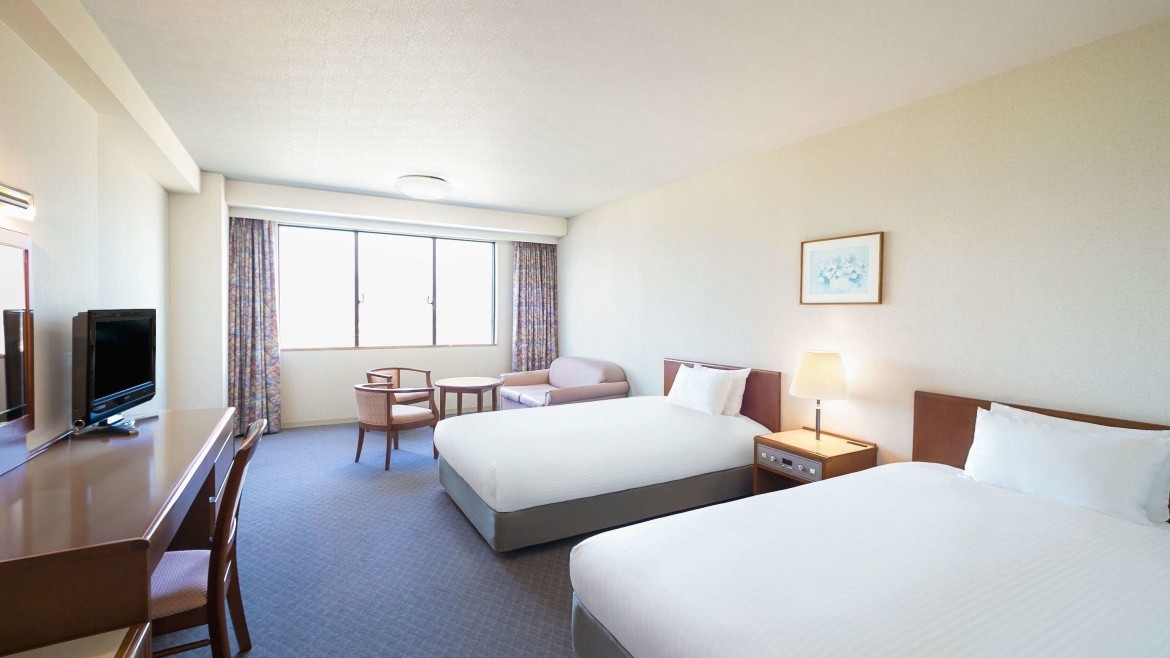 Tonami Royal Hotel