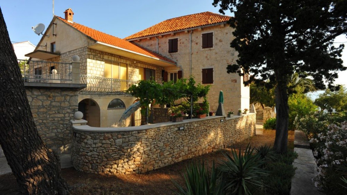 Vila Mirta
