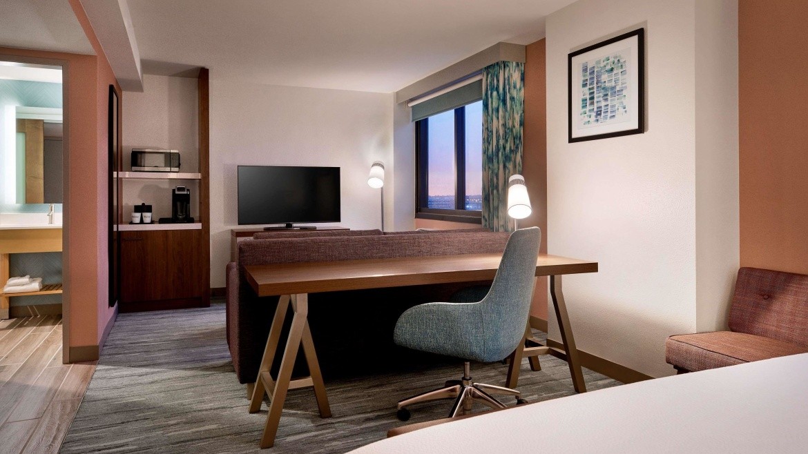 Hilton Garden Inn Los Angeles Airport (ex La Quinta Inn & Suites LAX)