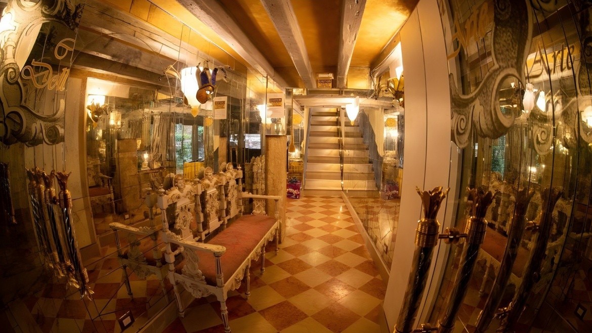 Cà Dell’Arte Palace