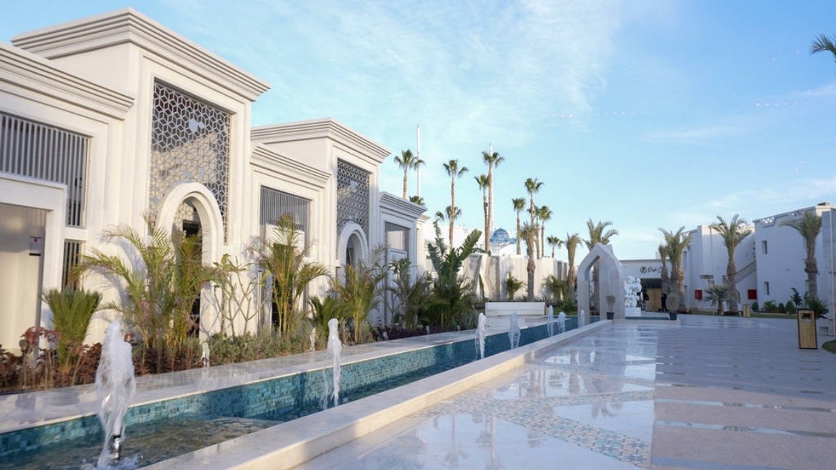 SUNRISE Remal Beach Resort Posh Club