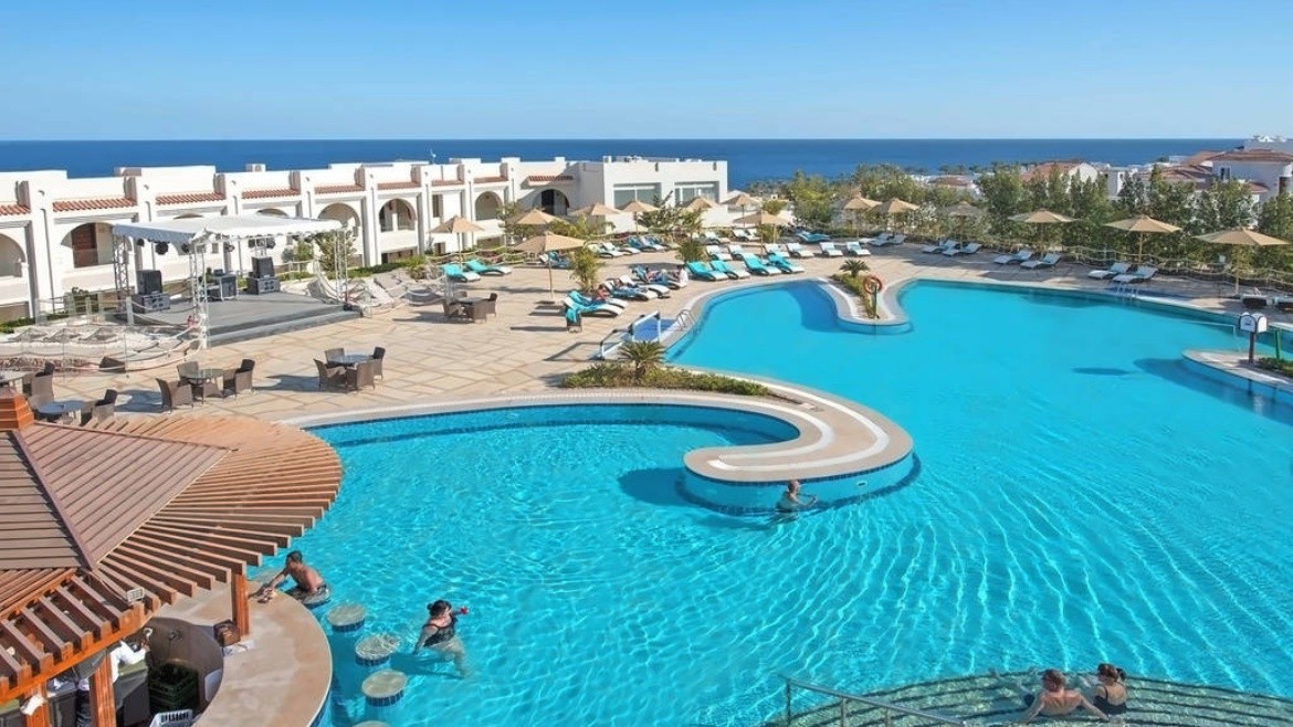 Posh Club by SUNRISE Montemare