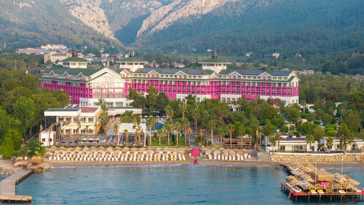 Fashiontv Luxe Resort