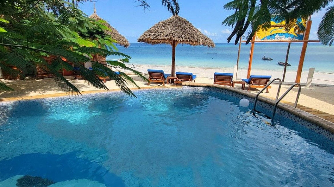 Double A Nungwi Beach Hotel