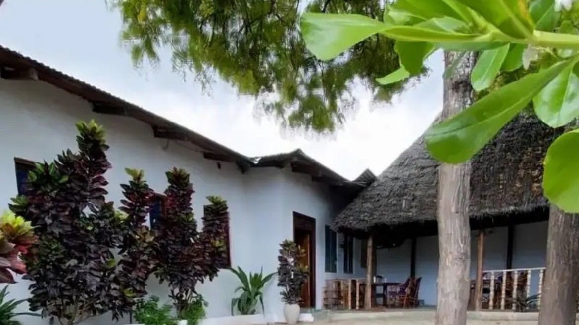 Lighthouse Guesthouse