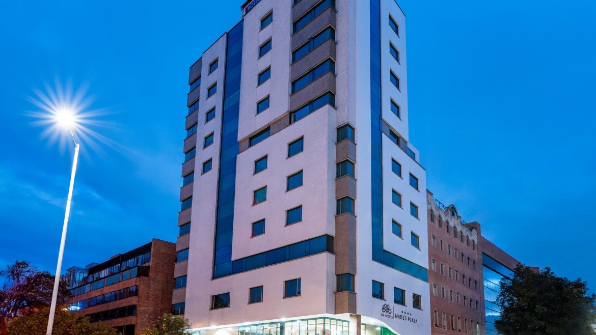 Andes Plaza (Bogota)