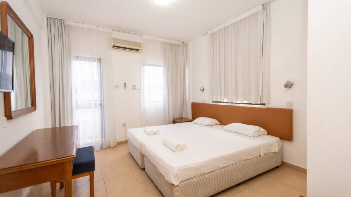 Flora Hotel Apartments