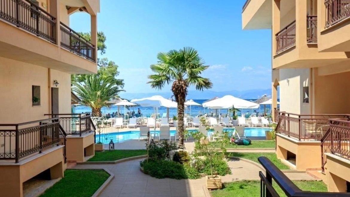 COOEE Mediterranean Beach Hotel
