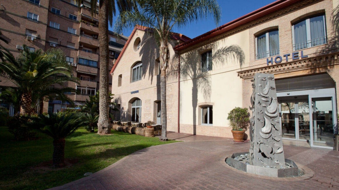 Dwo Valencia By Checkin