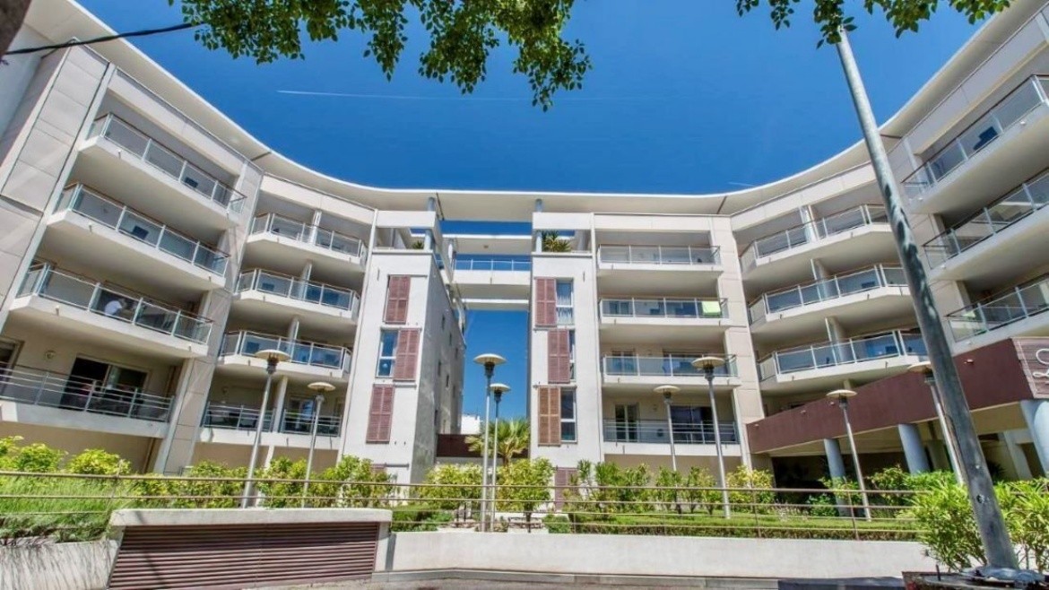 Residence Le Crystal (Cagnes-Sur Mer)