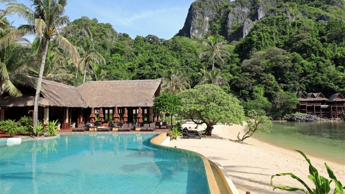 Cauayan Island Resort	(Palawan)