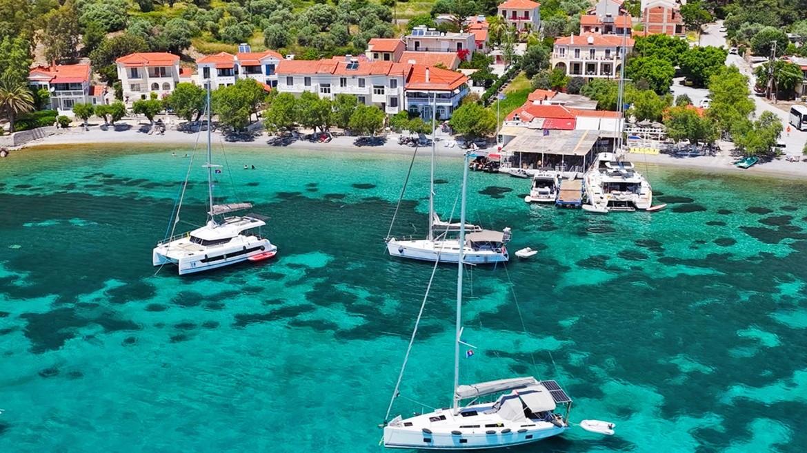 Posidonio Bay