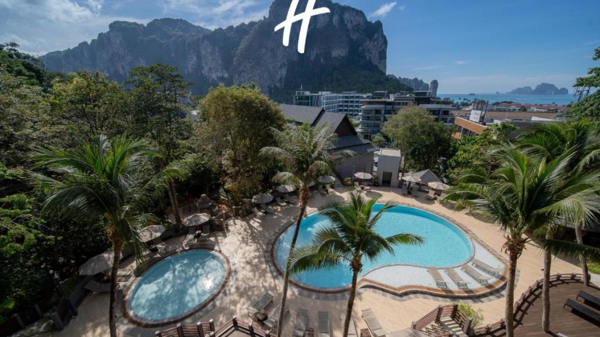 Holiday Ao Nang Beach Resort