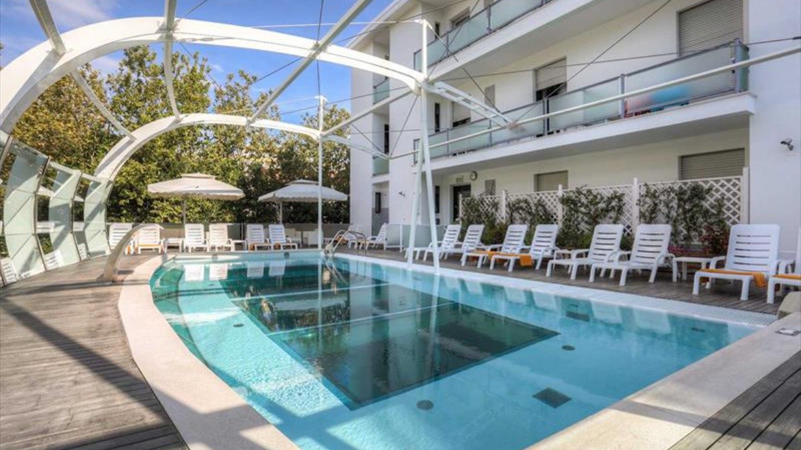 HOTEL BOEMIA