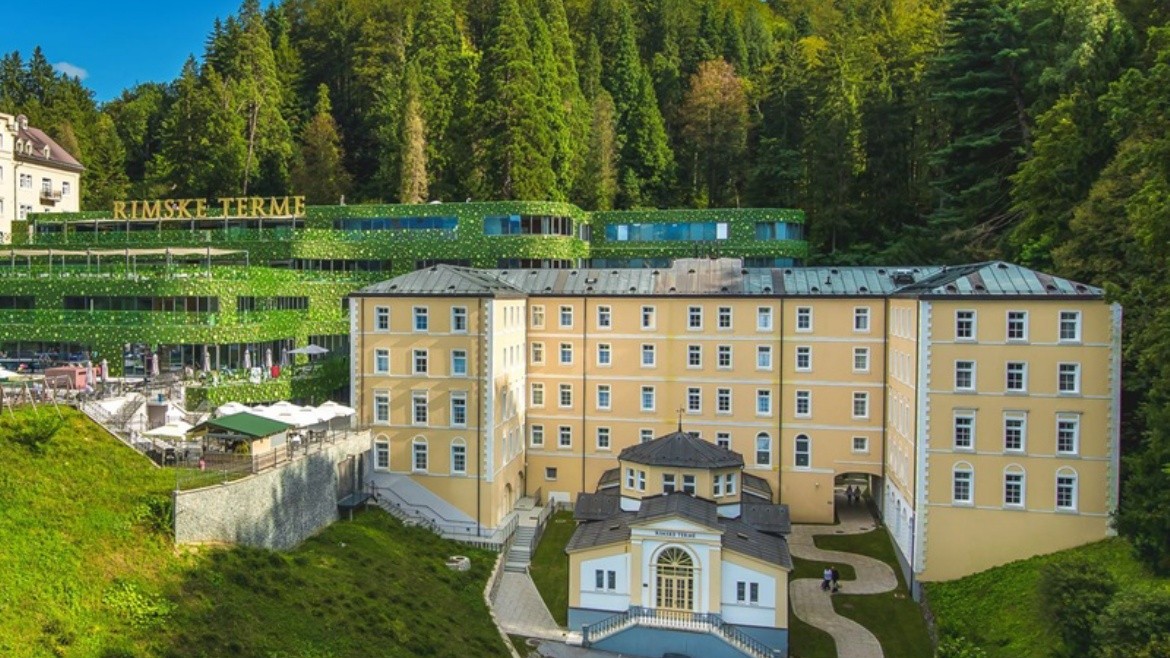 Zdraviliški Dvor
