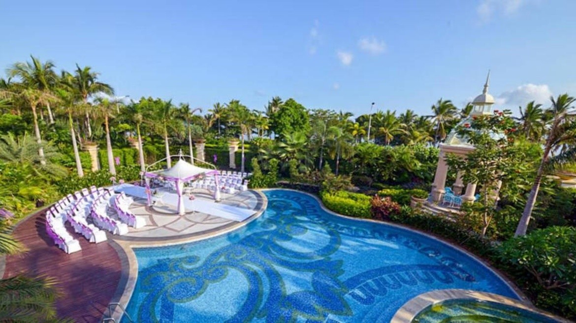 Crowne Plaza Resort (Sanya Bay)