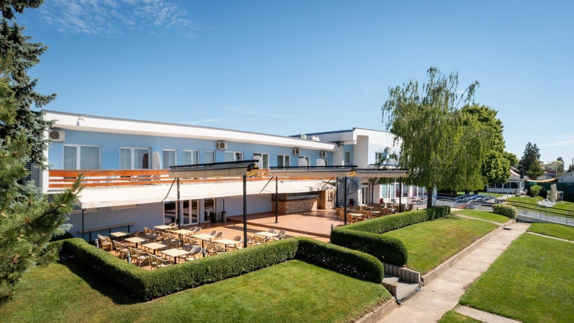 Senec
