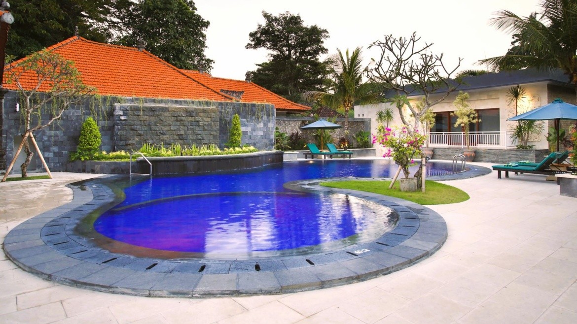 Vila Shanti Beach Hotel