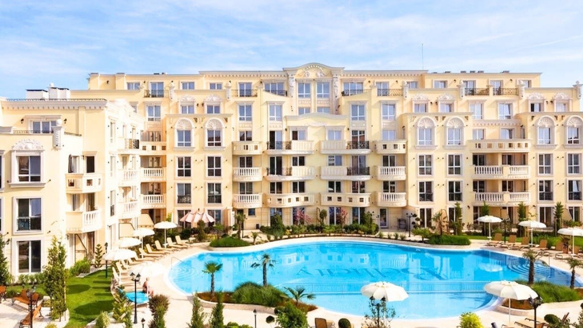 Bellicity Apart Complex