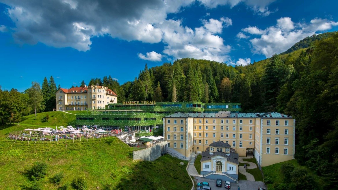 Zdraviliški Dvor