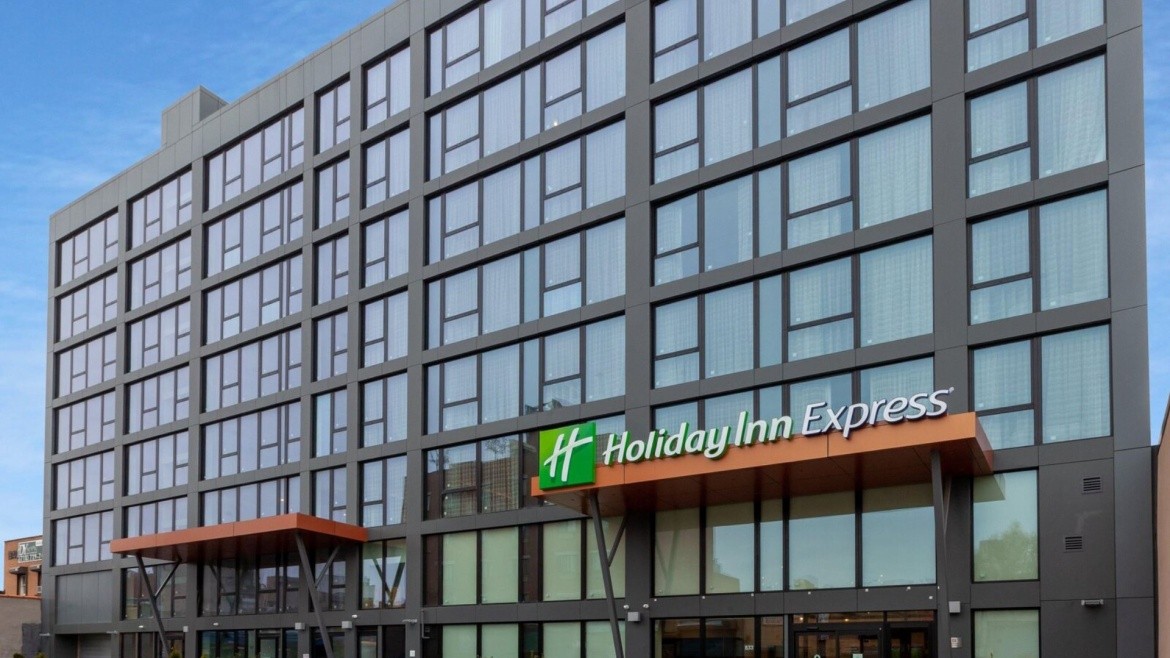 Holiday Inn Express NYC Brooklyn - Sunset Park